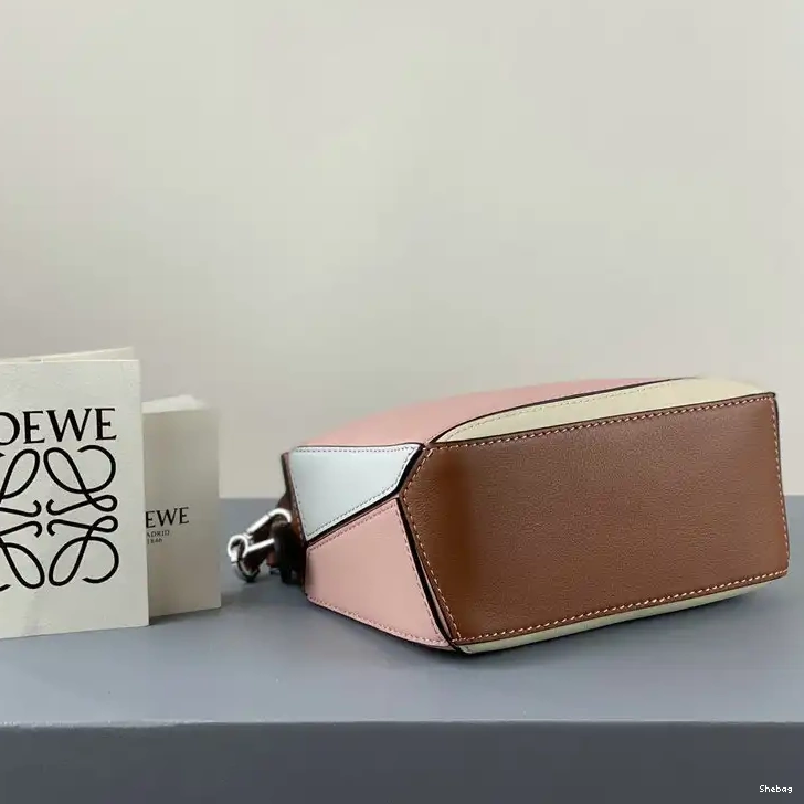 2209SW0014 Bag Loewe 0707